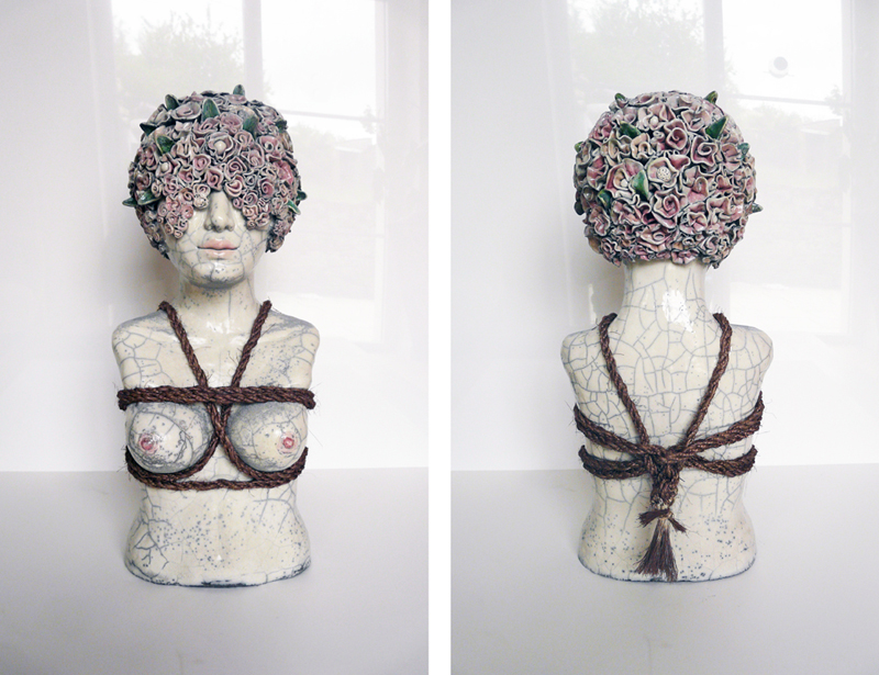 Femme objet (soumise) - sculpture ceramique raku corde // Lidia Kostanek